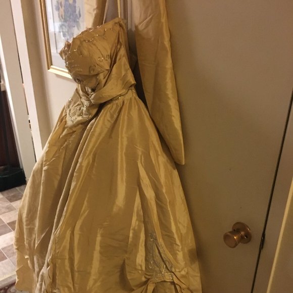 COPY - Azure Ballgown -216 $200 or $150 (covers label upgrade) - Picture 10 of 15